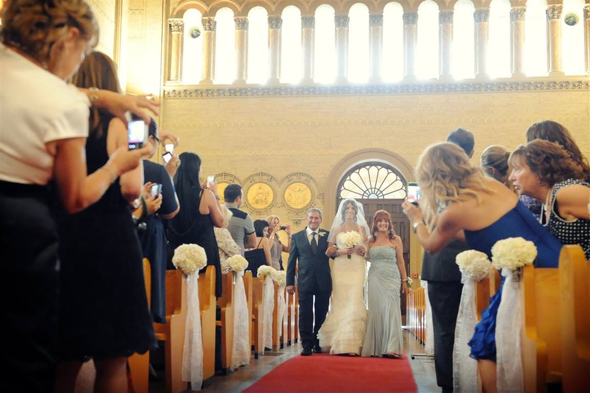 astonishing wedding parents lead bride to altar colored wedding photo by lavimage montreal