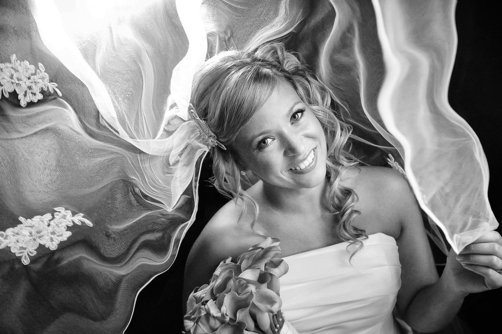 black white wedding photos beauty bridal portrait with veil by lavimage montreal