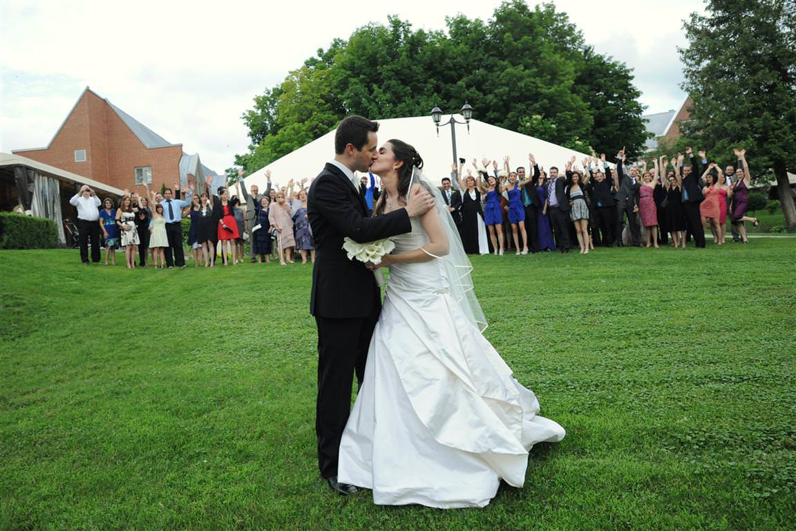 colorful wedding photos couple kiss guests happiness by lavimage montreal