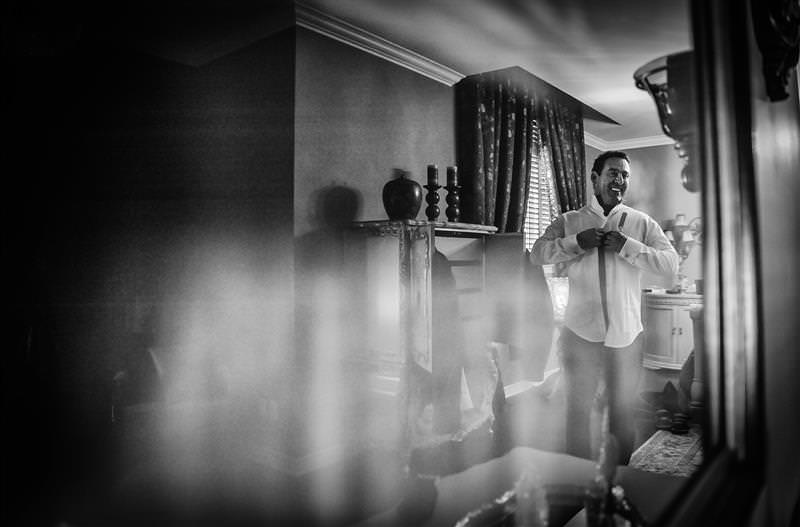 Groom gets ready. Surprise wedding at the Golf St Raphael wedding. Photography by La V image wedding photographer Montreal.