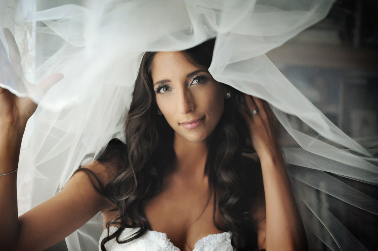 Bridal Fashion Photography – La V Image – Wedding photography